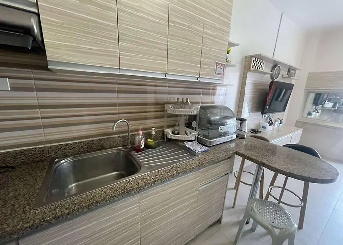 Family Unit Aparthotel Cebu